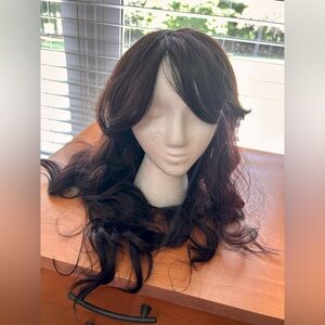 Elegant Black Wavy Hair Wig